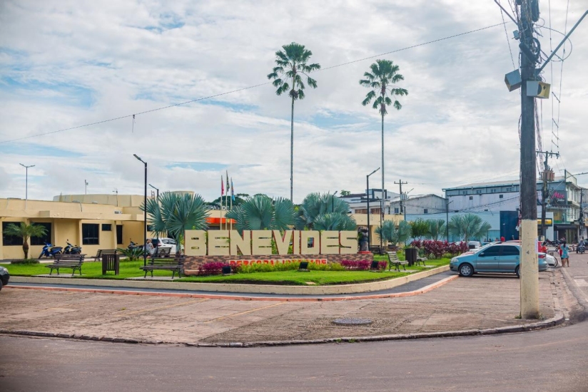 Anuncie com Outdoor em Benevides do Pará, PA pela Paoutdoor !